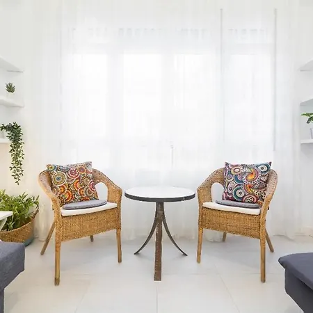 Homes Santa Lucia Apartment *